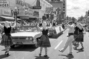 Oinkari Dancers Parade 1964